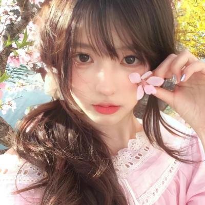 活女丧尸夜封面